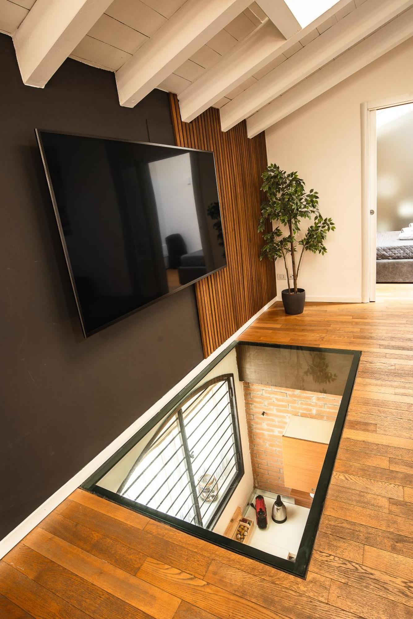Luxury Industrial Apt Vicino Al Centro Con Garage Brescia Exterior photo